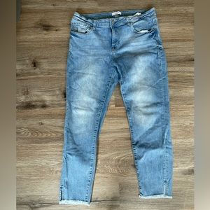 Kensie ankle length skinny jean